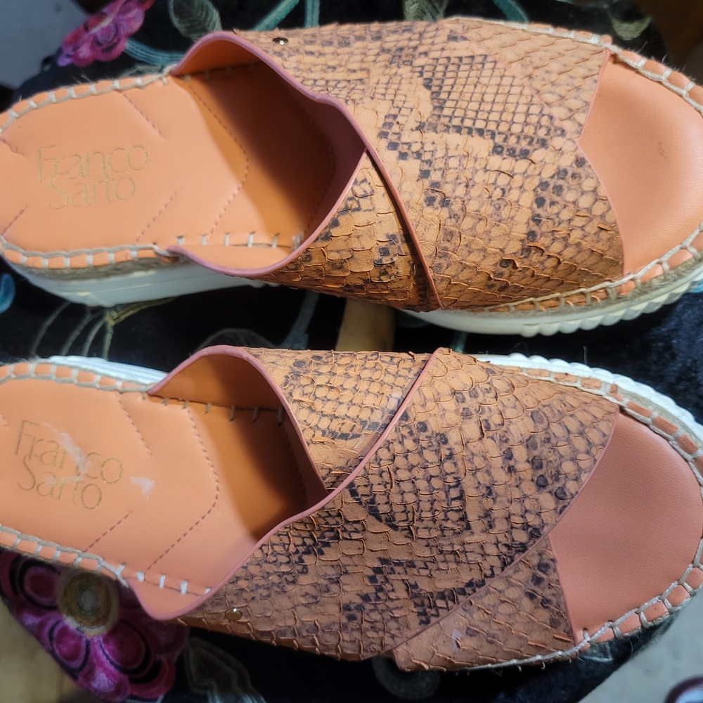 Franco Sarto Women's Tan Slide Sandals